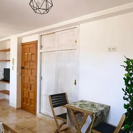 Estudio En El Castillo De * デニア